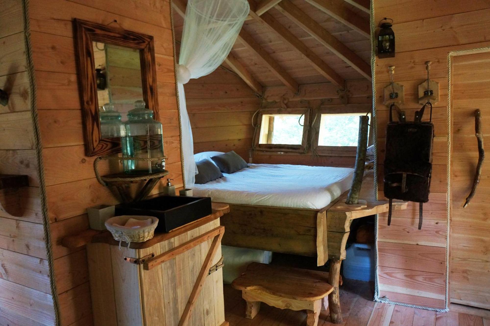Cabanes Des Volcans La Tour-dʼAuvergne Esterno foto